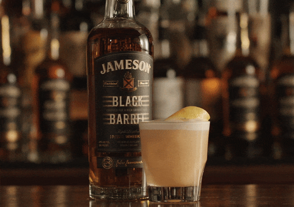 A Classic Whiskey Sour cocktail created with Jameson Black Barrel